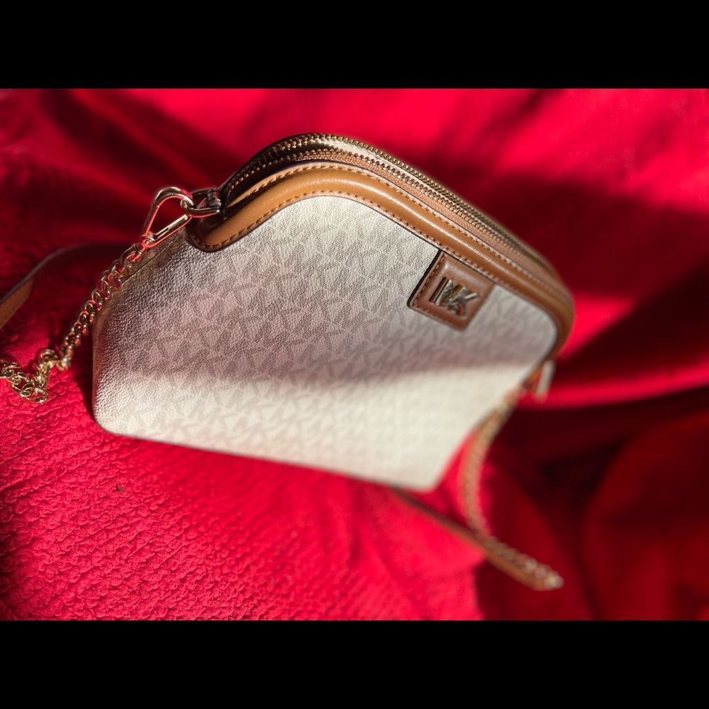 Michael Kors Crossbody